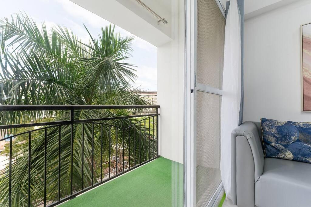 Airport Express Hostel E-527, 2 Minutes To Airport,Fast Wifi, Free Netflix Lapu-Lapu City Exteriör bild